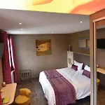 Logis Beau Site Otel Loubaresse (Cantal)