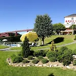 Logis Beau Site Otel Loubaresse (Cantal)