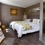 Hotell Beau Site Loubaresse (Cantal)