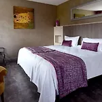 Beau Site Hotell 3*