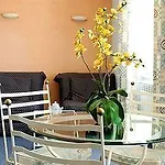 Beau Site Hotell Loubaresse (Cantal)