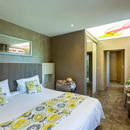 Logis Beau Site Loubaresse