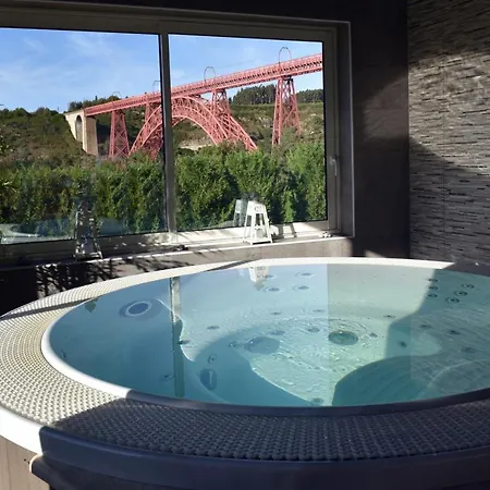 Logis Beau Site Loubaresse (Cantal)