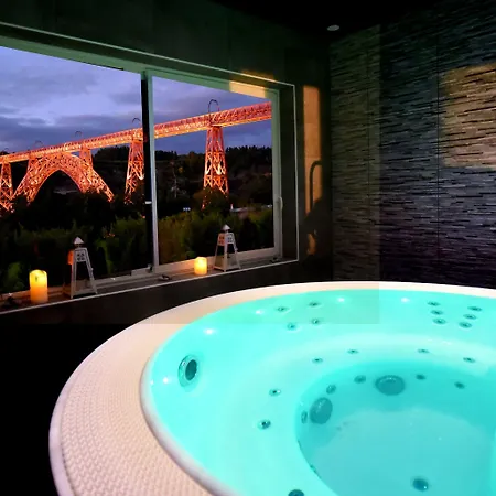 Logis Beau Site فندق