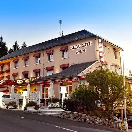 Logis Beau Site 3* Loubaresse (Cantal)