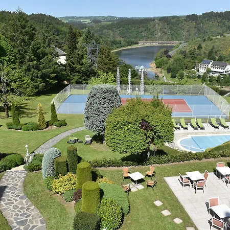 Logis Beau Site فندق Loubaresse (Cantal)