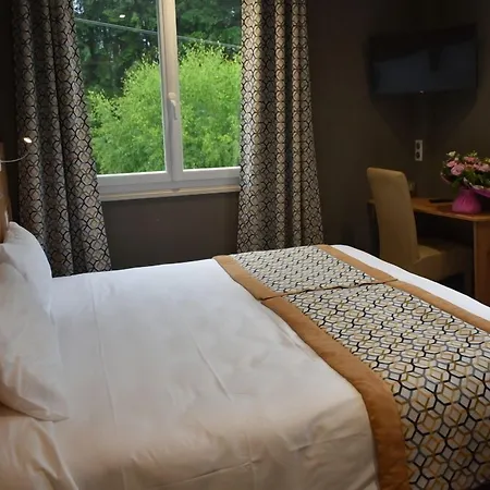 Hotel Logis Beau Site Loubaresse (Cantal)