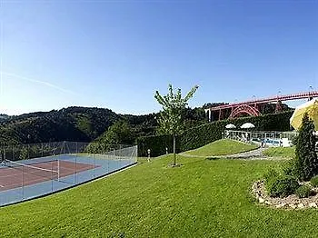 Logis Beau Site ホテル