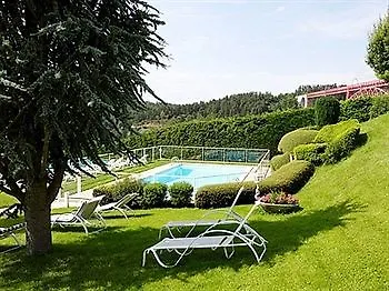 Logis Beau Site ホテル Loubaresse